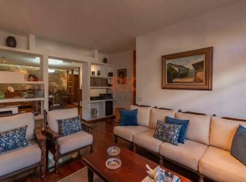 Casa · 243m² · 4 Quartos · 2 Vagas · EXCELENTE CASA NO ALÍPIO DE MELO | BELO HORIZONTE