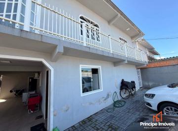 Casa · 405m² · 13 Quartos · 5 Vagas · Casa com 13 quartos no Boa Vista em Joinville