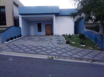 Casa · 250m² · 3 Quartos · 5 Vagas · Casa Condomínio -Jacareí - Condomínio Residencial - Fogaça - 3 quartos 1 Suíte - 131,27m².