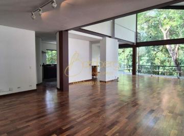 Casa · 340m² · 3 Quartos · 2 Vagas · Oportunidade!! Casa contemporânea com pé-direito de 7m na Fazenda Morumbi 3 suites