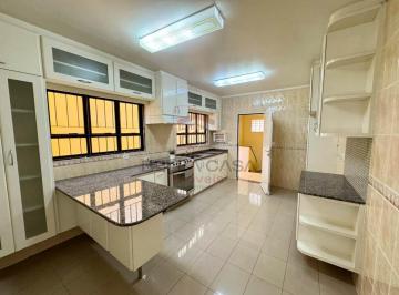 Casa · 210m² · 3 Quartos · 5 Vagas · Sobrado à venda no Jardim Avelino - 210m2 - 3 dormitórios - 1 suíte - 5 vagas