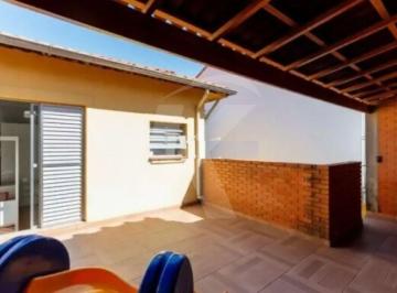 Casa · 120m² · 3 Quartos · 2 Vagas · Casa com 03 quartos e 02 vagas e salão no Carandiru