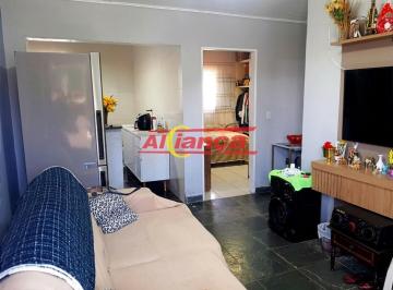 Casa · 138m² · 2 Quartos · 3 Vagas · Casa térrea em Mairiporã recém-reformada, com quintal gigante e a 1km do Centro!