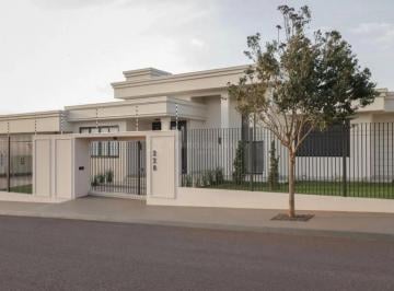 Casa · 322m² · 3 Quartos · 2 Vagas · Residência estilo neoclássico moderno