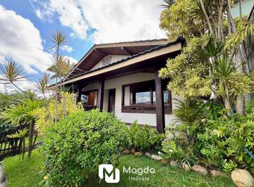Casa · 191m² · 4 Quartos · 2 Vagas · Casa à venda no bairro Velha - Blumenau/SC