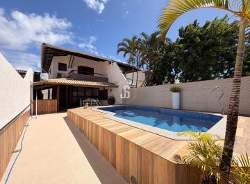Casa · 175m² · 3 Quartos · 2 Vagas · Casa de 3/4, piscina e área gourmet à venda em Vilas do Atlântico - Condomínio Eco Vilas