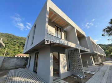 Casa · 62m² · 2 Quartos · 2 Vagas · Sobrado em condomínio novo em Caiobá, Matinhos-PR