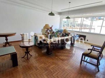 Apartamento · 200m² · 3 Quartos · 2 Vagas · Apartamento / Residencial / Catete