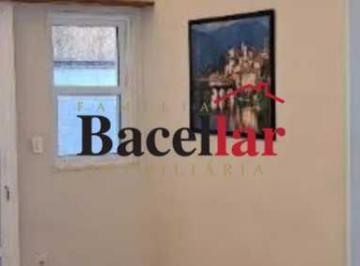 Casa · 117m² · 3 Quartos · 1 Vaga · Apartamento : / Residencial / São Cristóvão