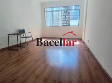 Apartamento · 114m² · 3 Quartos · Apartamento : Padrão / Residencial / Copacabana