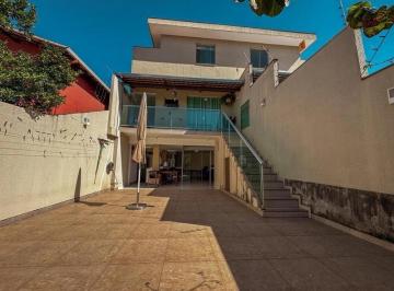 Casa · 256m² · 3 Quartos · 4 Vagas · CASA GEMINADA INDIVIDUAL Á VENDA NO BAIRRO XANGRILÁ | ALTO PADRÃO DE ACABAMENTO
