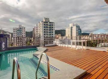 27e1ba7c699047e553419f01087070b5ba03d356 · Cobertura triplex na praia da Enseada na região dos Hotéis do Guarujá e a 200m da praia!
