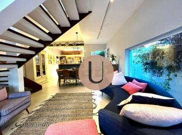 7387306387864b2210f54b9e04030269e14a422f · Refúgio Urbano no Coração do Tatuapé: Design Impecável e Conforto Absoluto