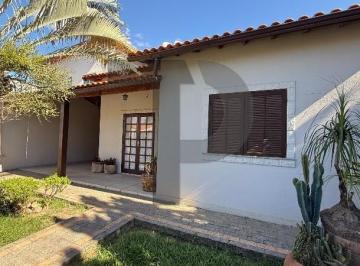 Fachada · Casa na Morada da Colina II com 4 quartos sendo 1 suíte! Área gourmet + piscina