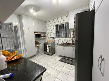 Casa · 400m² · 3 Quartos · Sobrado com 3 quartos à venda em Jardim dionisio - SP