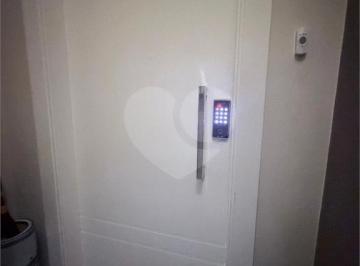 Apartamento · 230m² · 3 Quartos · Apartamento com 3 quartos à venda em Boqueirão - SP