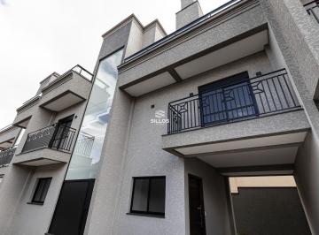 Casa · 220m² · 3 Quartos · 2 Vagas · Sobrado Triplex à venda com 3 quartos no Portão em Curitiba