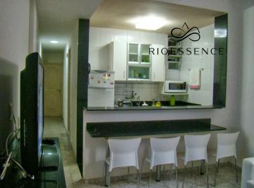 Apartamento · 60m² · 3 Quartos · 1 Vaga · Apartamento 2 Quartos (1 Suíte) em Copacabana | Frente | 1 Vaga | Próx. Metrô Cardeal Arcoverde