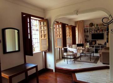 Casa · 190m² · 4 Quartos · 2 Vagas · Casa de Vila à Venda em Botafogo, RJ – 4 Quartos, Financiamento Disponível
