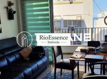 Apartamento · 235m² · 2 Vagas · - / Residencial / Copacabana