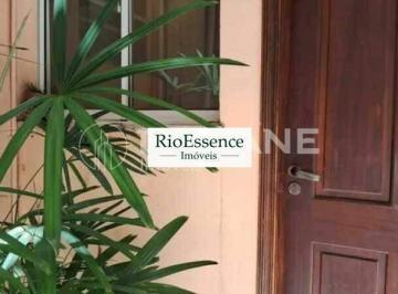 Apartamento · 36m² · Apartamento - / Residencial / Laranjeiras