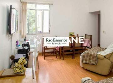 Apartamento · 68m² · 2 Quartos · 1 Vaga · Apartamento - / Residencial / Copacabana