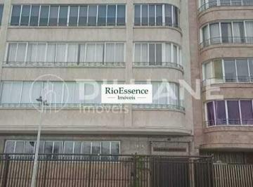 Apartamento · 800m² · 4 Quartos · 2 Vagas · - / Residencial / Copacabana