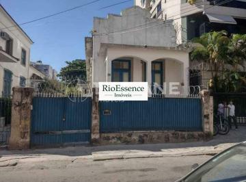 Casa · 320m² · 3 Quartos · 4 Vagas · Oportunidade em Botafogo: Casa de 500m² com Alto Potencial Construtivo