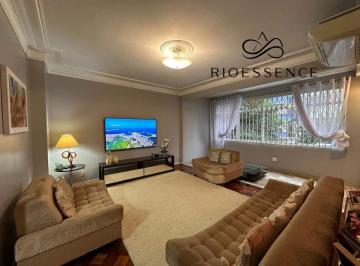 Apartamento · 240m² · 3 Quartos · 1 Vaga · - / Residencial / Copacabana