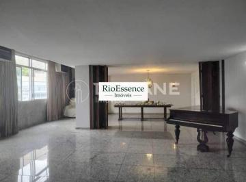Apartamento · 295m² · 4 Quartos · 1 Vaga · Belíssima oportunidade de 300m², com 4 quartos e vaga, em Copacabana (posto 6)
