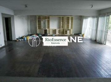 Casa · 801m² · 4 Vagas · - / Residencial / Jardim Botânico