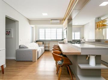 Apartamento de 2 quartos, Florianópolis · Apartamento Reformado e Mobiliado com Vista para o Mar – Pronto para Morar