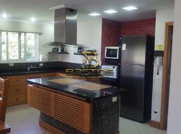 Apartamento de 3 quartos, Ubatuba · Cobertura a venda, 3 suítes, 3 vagas de garagem na área nobre da praia grande em Ubatuba