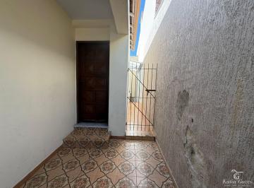 Casa · 81m² · 2 Quartos · Casa à venda com 2 quartos, 2 banheiros, na Vila Arens por $ 450.000,00