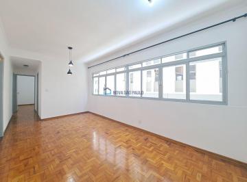 Apartamento · 73m² · 2 Quartos · 1 Vaga · Apartamento à venda em Moema com 2 quartos e 1 vaga de garagem.