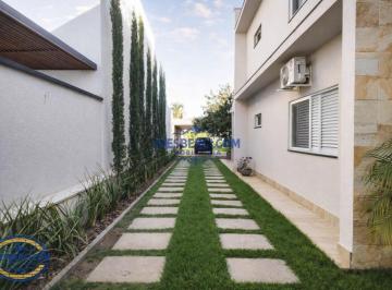 04 · Casa à venda - em Holambra