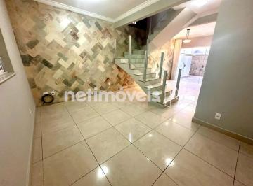 Casa · 140m² · 3 Quartos · 1 Vaga · Casa Geminada 3 quartos no Castelo