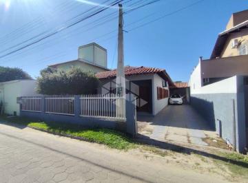 Casa · 98m² · 4 Quartos · 4 Vagas · Casa Residencial 98M² - para Alugar