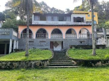 Casa · 200m² · 4 Quartos · 7 Vagas · Casa em Itaipu, Niterói/RJ de 200m² 4 quartos à venda por R$ 650.000,00