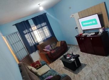 Casa · 2 Quartos · 2 Vagas · Casa em Primeiro de Maio, Jacareí/SP de 0m² 2 quartos à venda por R$ 330.000,00
