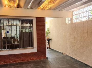 Casa · 162m² · 3 Quartos · 2 Vagas · Sobrado em Umuarama, Osasco/SP de 162m² 3 quartos à venda por R$ 800.000,00