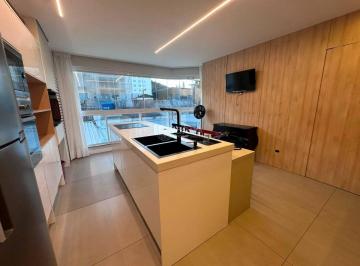 Apartamento · 82m² · 2 Quartos · 1 Vaga · Apartamento em Cabeçudas, Itajaí/SC de 82m² 2 quartos para locação R$ 5.500,00/mes