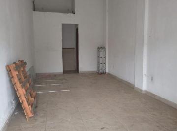 Comercial · 30m² · 2 Vagas · Loja em Engenho do Mato, Niterói/RJ de 30m² para locação R$ 2.000,00/mes