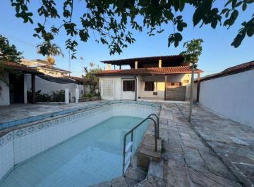 Casa · 260m² · 3 Quartos · 2 Vagas · Casa em Itaipu, Niterói/RJ de 260m² 3 quartos para locação R$ 3.800,00/mes