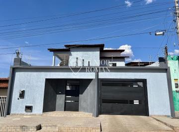 Casa · 4 Quartos · Casa em Centro, Barreiras/BA de 0m² 4 quartos para locação R$ 4.000,00/mes