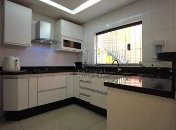 Casa · 201m² · 3 Quartos · 2 Vagas · Sobrado à venda, 3 quartos, 2 suítes, 2 vagas, Vila Linda - Santo André/SP