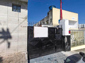 Comercial · 117m² · 3 Quartos · Galpão na Rua Alicante, N. 385 - Galpão 2 • 117 m²