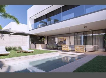 Casa de 4 quartos, São Paulo · “Casas Premium no Condomínio Reserva do Alto”
“Residências de Alto Padrão com Rooftop Privativo”