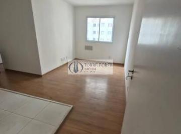 Apartamento · 45m² · 2 Quartos · Apartamento com 45 m², 2 dormitórios, 1 banheiro, 1 vaga de garagem