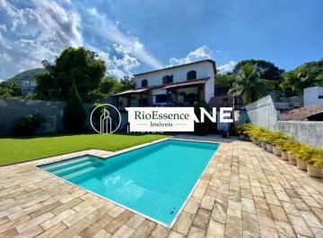 Casa · 486m² · 2 Quartos · 3 Vagas · Casa de rua - / Residencial / Botafogo